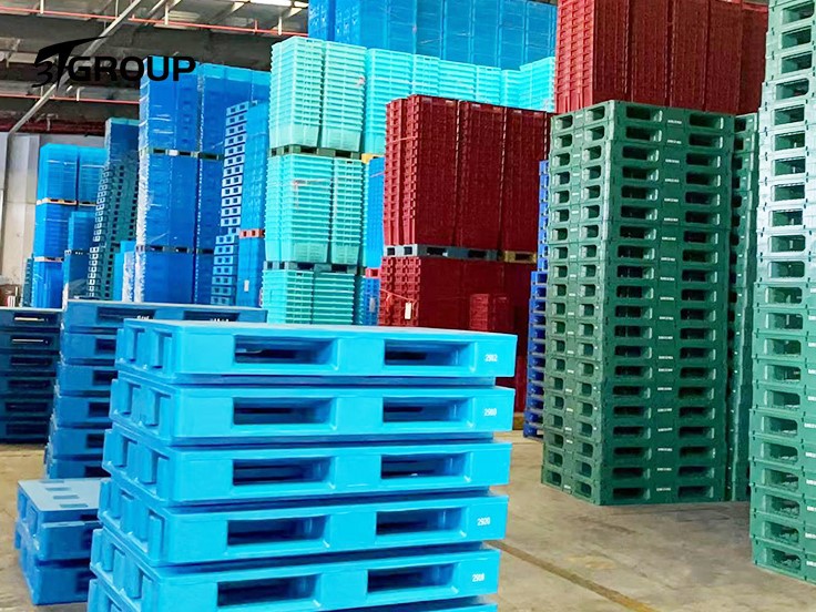 Plastic Pallet With Lip 4 Plastic Pallet With Lip 4